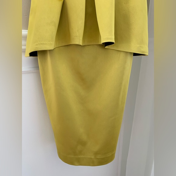 Bebe size 2 satin keyhole dress - Picture 6 of 16